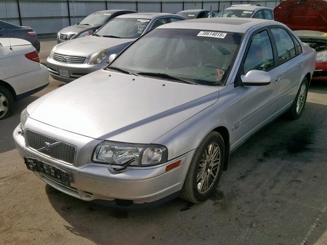 YV1TS92D521258291 - 2002 VOLVO S80 SILVER photo 2