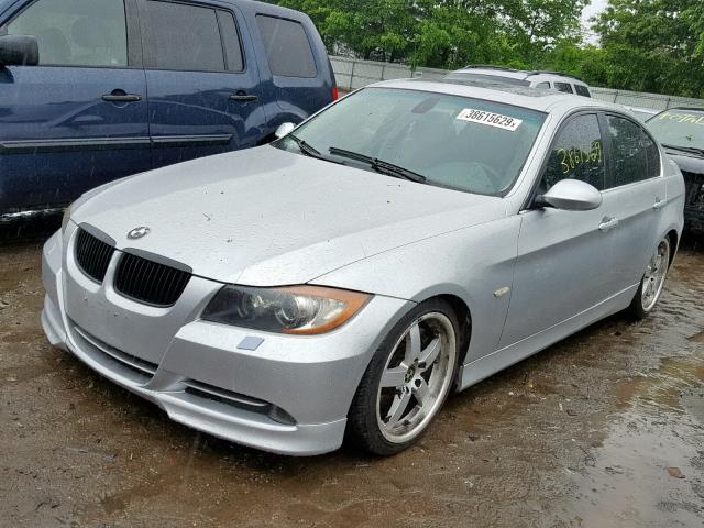 WBAVD53528A282885 - 2008 BMW 335 XI SILVER photo 2