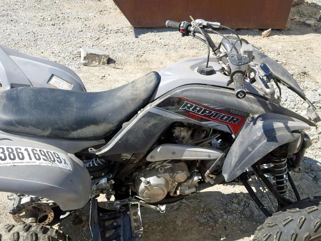 5Y4AM7430JA100964 - 2018 YAMAHA YFM700 R GRAY photo 5