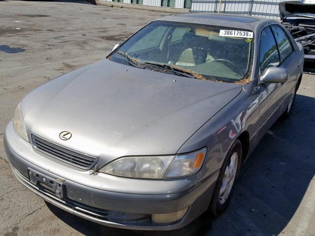 JT8BF22G7V0005098 - 1997 LEXUS ES 300 BEIGE photo 2