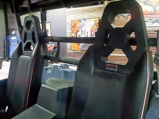 L6FBRRA50H0010024 - 2017 ODES DOMINATOR WHITE photo 14