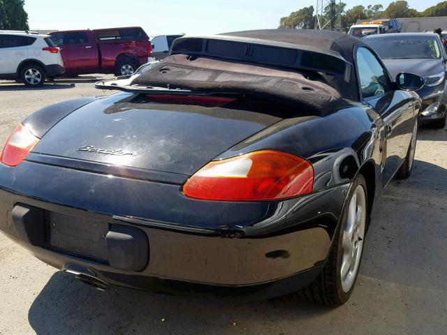 WP0CA298X1U623005 - 2001 PORSCHE BOXSTER BLACK photo 4