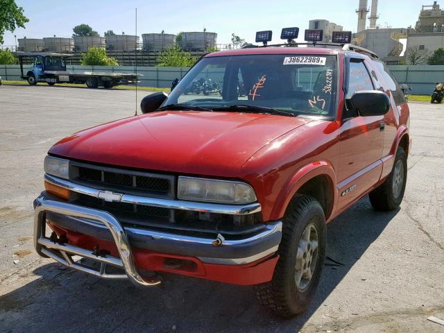 1GNCT18W9XK239362 - 1999 CHEVROLET BLAZER RED photo 2