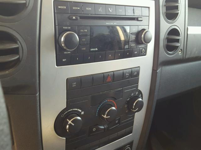 1J8HG48K28C135169 - 2008 JEEP COMMANDER SILVER photo 9