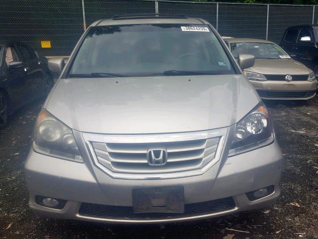 5FNRL38918B087469 - 2008 HONDA ODYSSEY TO SILVER photo 9