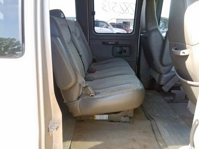 1GNFH15T441198441 - 2004 CHEVROLET EXPRESS G1 GOLD photo 6