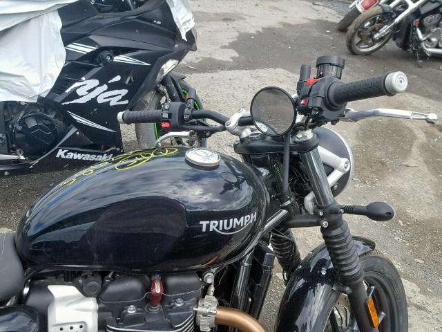 SMTD31GN0JT870672 - 2018 TRIUMPH MOTORCYCLE STREET TWI BLACK photo 5