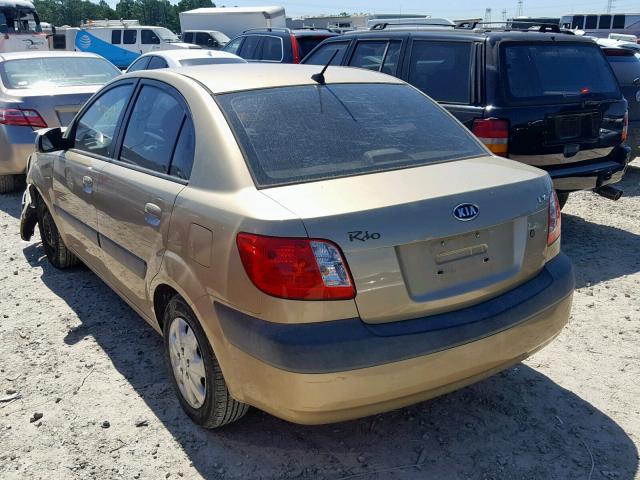 KNADE123166165736 - 2006 KIA RIO GOLD photo 3