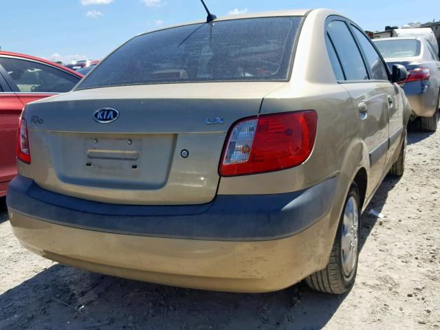 KNADE123166165736 - 2006 KIA RIO GOLD photo 4