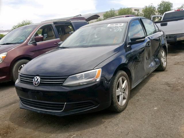 3VWLL7AJ8EM303789 - 2014 VOLKSWAGEN JETTA TDI BLACK photo 2