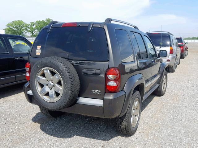 1J8GL58K35W647871 - 2005 JEEP LIBERTY LI GRAY photo 4