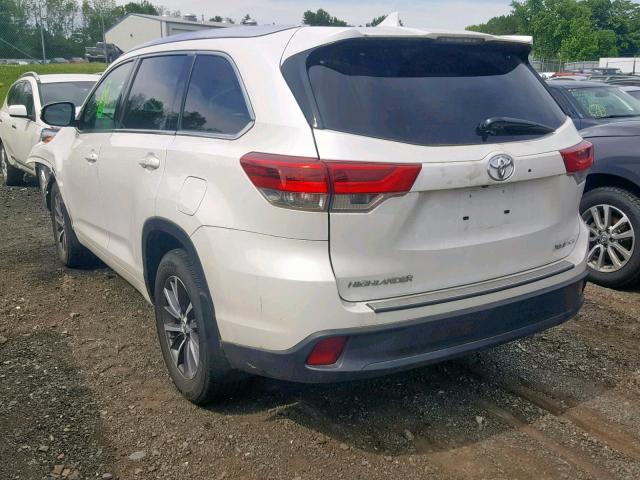 5TDJZRFH2JS543988 - 2018 TOYOTA HIGHLANDER WHITE photo 3