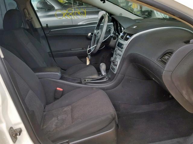 1G1ZH57BX84292368 - 2008 CHEVROLET MALIBU 1LT WHITE photo 5