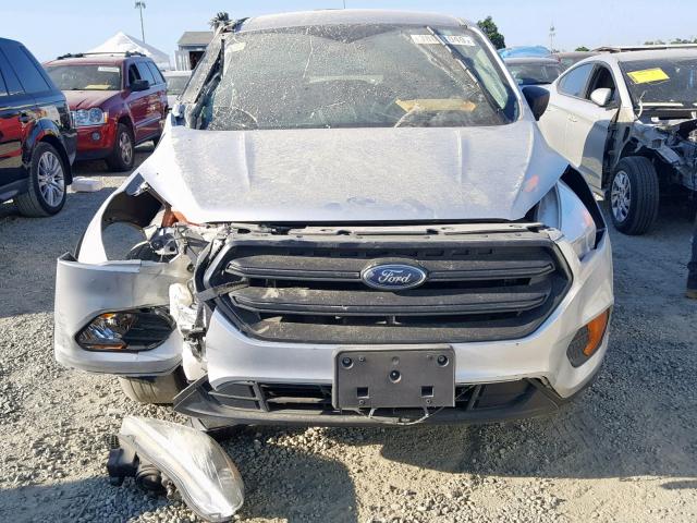 1FMCU0F72HUD87401 - 2017 FORD ESCAPE S SILVER photo 7