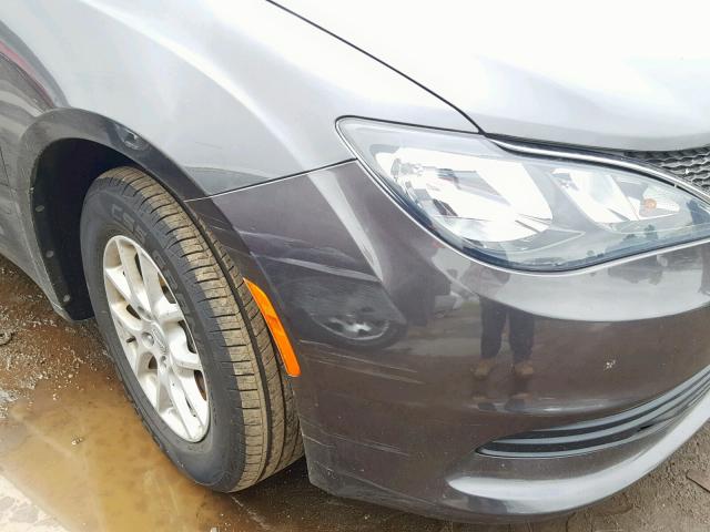 2C4RC1DG6HR513668 - 2017 CHRYSLER PACIFICA T GRAY photo 9