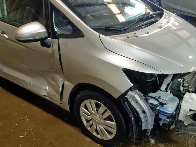 JHMGK5H55GX014692 - 2016 HONDA FIT LX SILVER photo 9