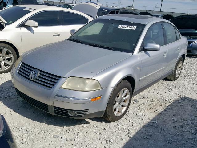 WVWPD63B64P152154 - 2004 VOLKSWAGEN PASSAT GLS SILVER photo 2