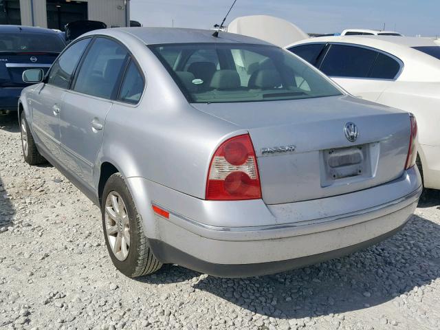 WVWPD63B64P152154 - 2004 VOLKSWAGEN PASSAT GLS SILVER photo 3