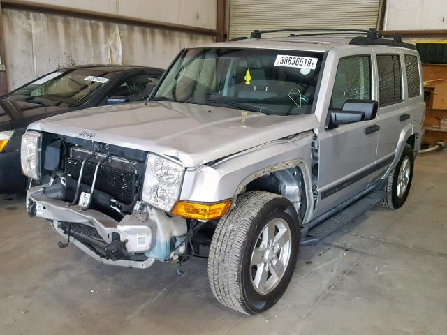 1J8HG48N66C232267 - 2006 JEEP COMMANDER SILVER photo 2