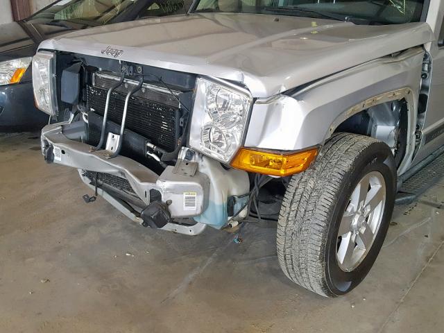 1J8HG48N66C232267 - 2006 JEEP COMMANDER SILVER photo 9