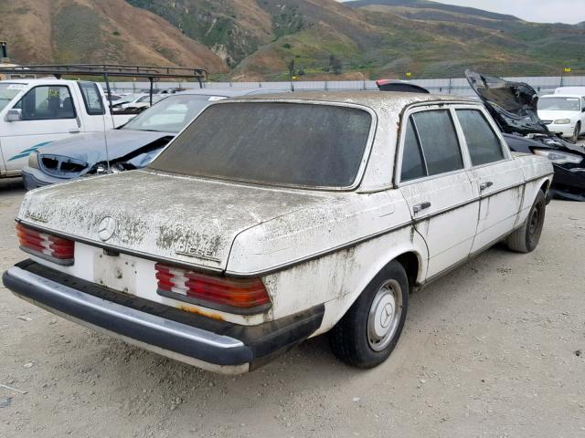 WDBAB23A2CB354382 - 1982 MERCEDES-BENZ 240 D WHITE photo 4