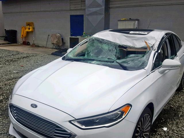 3FA6P0D96JR151236 - 2018 FORD FUSION TIT WHITE photo 9