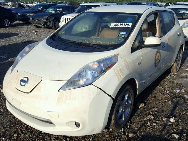 JN1AZ0CP2CT017990 - 2012 NISSAN LEAF SV WHITE photo 2