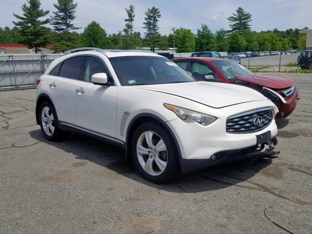 JN8AS1MW2BM732102 - 2011 INFINITI FX35 WHITE photo 1