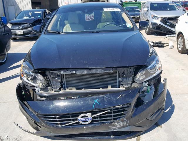 YV126MFL6H2422378 - 2017 VOLVO S60 BLACK photo 9