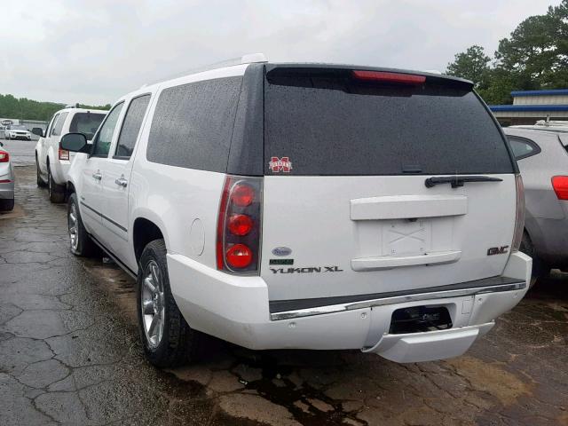 1GKS2MEF5CR309801 - 2012 GMC YUKON XL D WHITE photo 3