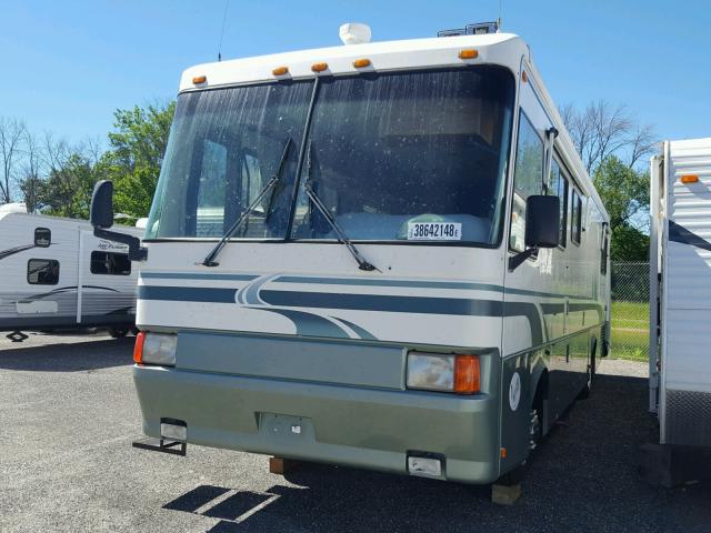 1RF120414V2013310 - 1997 ROADMASTER RAIL DYANASTER WHITE photo 2