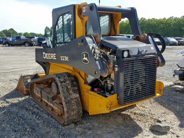 1T0323EKVHJ310449 - 2017 JOHN DEERE 323E YELLOW photo 3