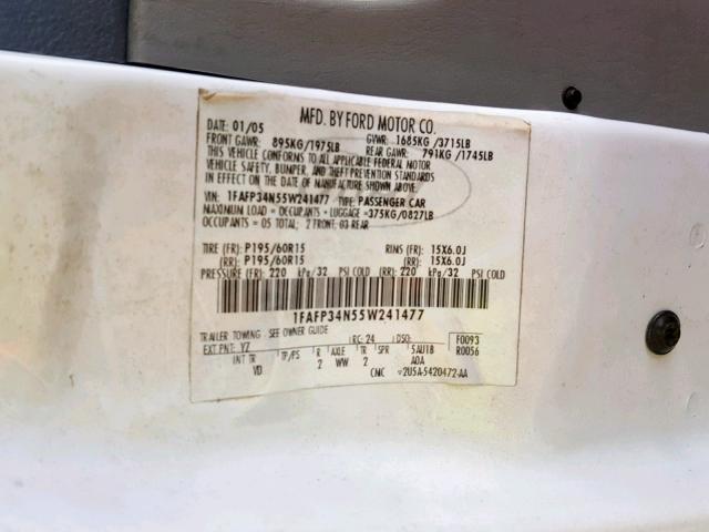 1FAFP34N55W241477 - 2005 FORD FOCUS ZX4 WHITE photo 10