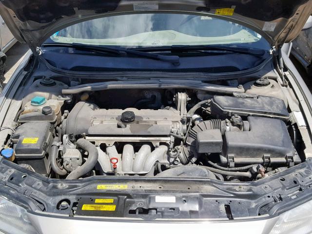 YV1RS640252480661 - 2005 VOLVO S60 GOLD photo 7