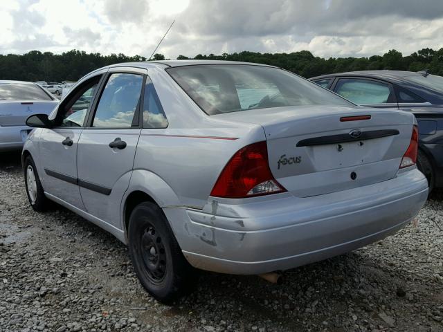 1FAFP33PX3W107287 - 2003 FORD FOCUS LX SILVER photo 3