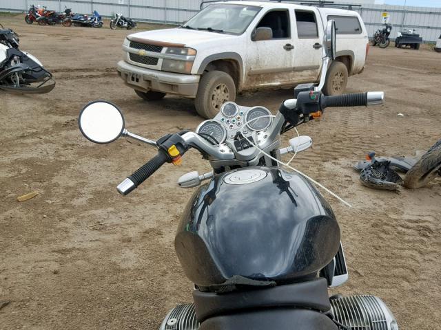 WB10407B2XZB81619 - 1999 BMW R1100 R BLACK photo 5