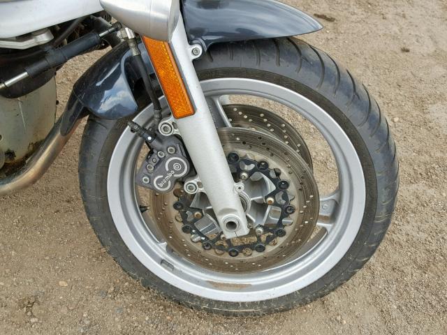 WB10407B2XZB81619 - 1999 BMW R1100 R BLACK photo 9