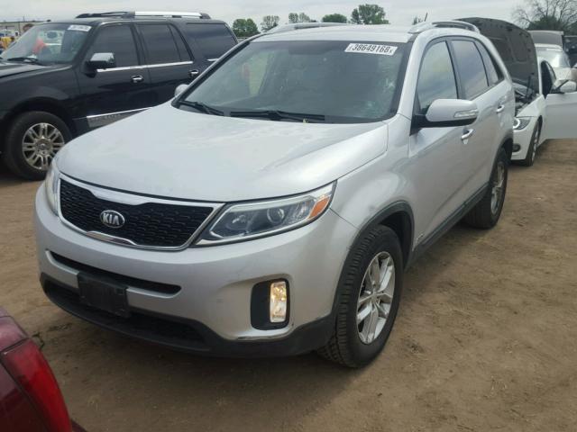 5XYKTCA62EG476126 - 2014 KIA SORENTO LX SILVER photo 2