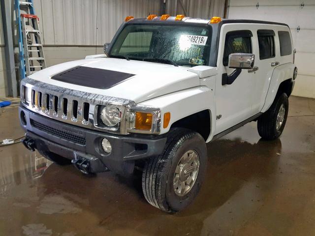 5GTDN13E678171680 - 2007 HUMMER H3 WHITE photo 2