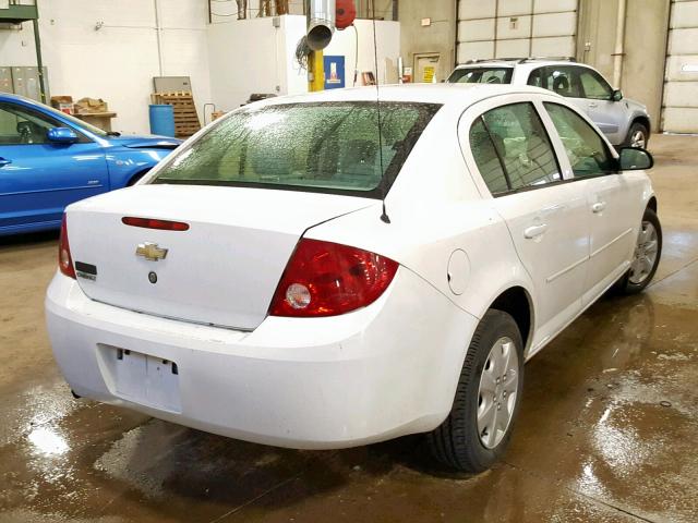 1G1AK52F857632233 - 2005 CHEVROLET COBALT WHITE photo 4