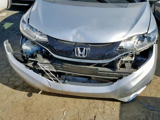 3HGGK5H80FM708224 - 2015 HONDA FIT EX SILVER photo 9