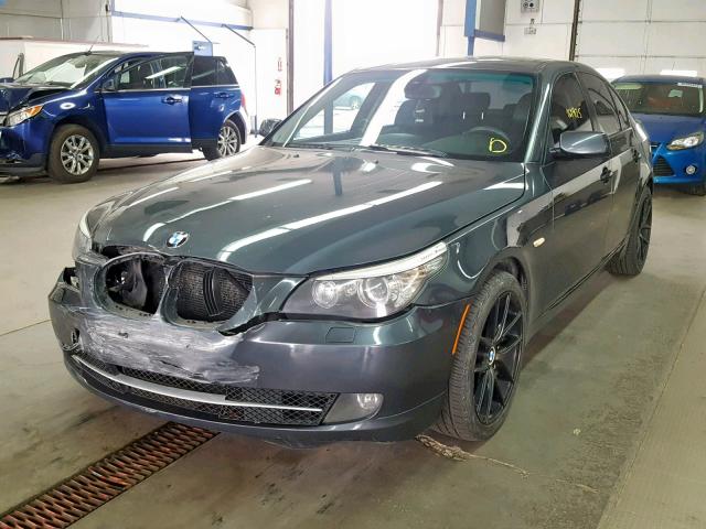 WBANV135X8CZ54699 - 2008 BMW 528 XI GRAY photo 2