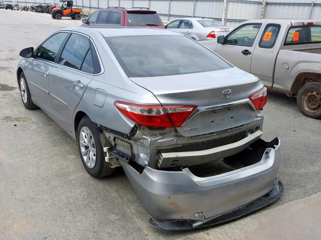 4T4BF1FK6FR466850 - 2015 TOYOTA CAMRY LE SILVER photo 3