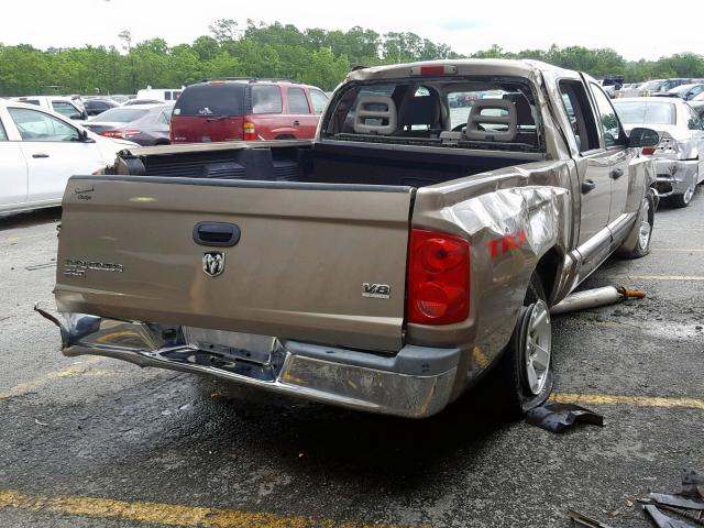 1D7HE48N16S545610 - 2006 DODGE DAKOTA QUA GOLD photo 4