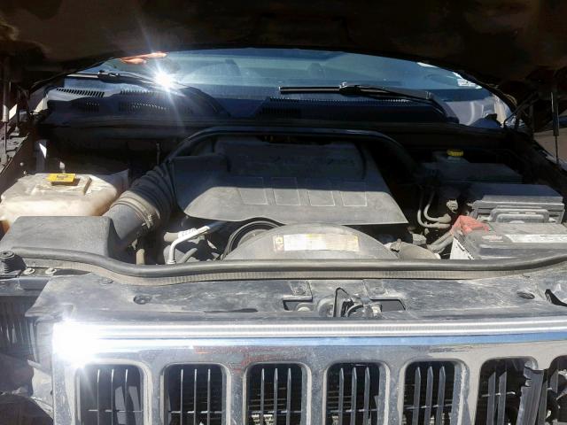 1J8HG48N08C155902 - 2008 JEEP COMMANDER BLACK photo 7