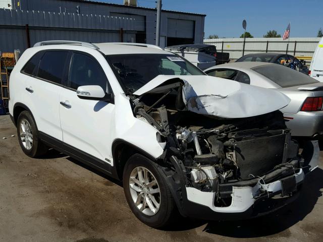 5XYKTCA67EG475778 - 2014 KIA SORENTO LX WHITE photo 1