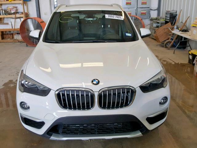 WBXHT3C39J5L32012 - 2018 BMW X1 XDRIVE2 WHITE photo 9