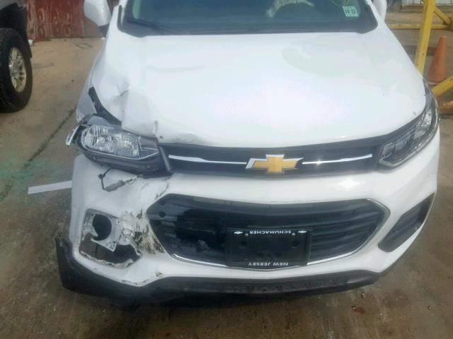 KL7CJNSB0HB236635 - 2017 CHEVROLET TRAX LS WHITE photo 7