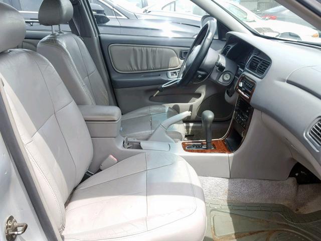 1N4DL01A61C112498 - 2001 NISSAN ALTIMA GXE SILVER photo 5