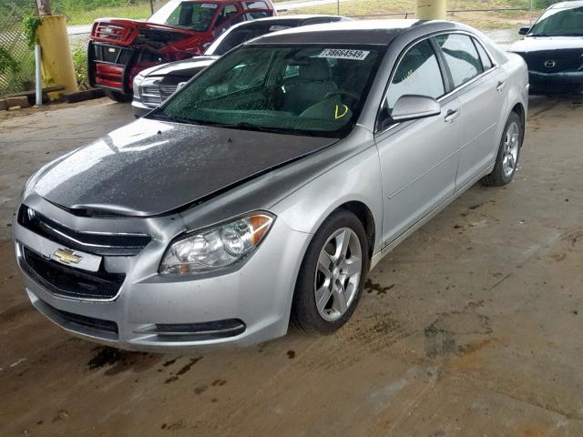 1G1ZH57B894118025 - 2009 CHEVROLET MALIBU 1LT SILVER photo 2